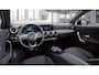 Mercedes-Benz A-klasse 180 AMG Line | Night | Widescreen | Stoelverwarming | Achteruitrijcamera | Sfeerverlichting |