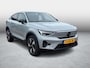 Volvo C40 Recharge Twin Ultimate 82 kWh | Panoramadak | Harman Kardon Audio | Trekhaak | 360 Graden Camera | Parkeersensoren | Keyless Entry | Elektrische Achterklep | Elektrisch Verstelbare Voorstoelen | Warmtepomp | Navigatie Google Maps | Apple Carplay | Android Auto