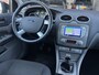 Ford Focus Wagon 1.6 TITANIUM | NL-AUTO! | NAVI! | TREKHAAK!