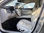 Volvo V90 T4 Momentum Pilot Assist