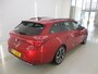 SEAT Leon Sportstourer 1.5 eTSI 150PK FR Launch Edition+Led+stuur&stoel-verw+Navi+Vitrual+camera+elek-Klep+trekhaak+18"lmv 1EIG/NL