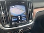 Volvo V60 Cross Country 2.0 B5 AWD Pro | Trekhaak | Panoramadak | Lederen Bekleding | Alarm | Keyless Entry | Elektrische Achterklep | Elektrisch Verstelbare Voorstoelen | Achteruitrijcamera | Parkeersensoren | Navigatie | Apple Carplay | Android Auto