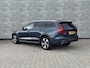 Volvo V60 Cross Country 2.0 B5 AWD Pro | Trekhaak | Panoramadak | Lederen Bekleding | Alarm | Keyless Entry | Elektrische Achterklep | Elektrisch Verstelbare Voorstoelen | Achteruitrijcamera | Parkeersensoren | Navigatie | Apple Carplay | Android Auto