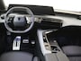 Peugeot E-3008 Launch Edition 325PK Dual Motor 73 kWh Panorama schuif/kantteldak | Camera | Apple Carplay | Naviagatie | Full Options !!! |