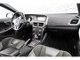Volvo V40 1.5 T3 Polar+ Sport | R-Design | Panoramadak | Harman Kardon Audio | Alarm | Keyless Entry | Achteruitrijcamera | Parkeersensoren | Parkeerassistent | LED Koplampen | Navigatie