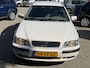 Volvo S40 1.8 Dealer Onderhouden Nieuwe Apk Automaat Eletrisch ramen Trekhaak Nette Auto