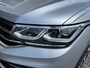 Volkswagen Tiguan 1.4 TSI eHybrid R-Line / AUTOMAAT/ 245 PK/ 2X R-LINE/ PANO/ TREKHAAK/ CAMERA/ KEYLESS/ IQ. LIGHT/ DCC/ DODE HOEK/ STOELVERWARM. V&A/ STUURVERWARM./ ADAPT. CRUISE/ APP CONNECT/ NAVI/ 20" LMV