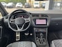 Volkswagen Tiguan 1.4 TSI eHybrid R-Line / AUTOMAAT/ 245 PK/ 2X R-LINE/ PANO/ TREKHAAK/ CAMERA/ KEYLESS/ IQ. LIGHT/ DCC/ DODE HOEK/ STOELVERWARM. V&A/ STUURVERWARM./ ADAPT. CRUISE/ APP CONNECT/ NAVI/ 20" LMV