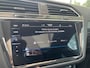 Volkswagen Tiguan 1.4 TSI eHybrid R-Line / AUTOMAAT/ 245 PK/ 2X R-LINE/ PANO/ TREKHAAK/ CAMERA/ KEYLESS/ IQ. LIGHT/ DCC/ DODE HOEK/ STOELVERWARM. V&A/ STUURVERWARM./ ADAPT. CRUISE/ APP CONNECT/ NAVI/ 20" LMV