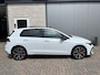 Volkswagen Golf 1.5 eHybrid GTE / FABRIEKSGARANTIE TM 9-2030/ 272 PK/ PANO/ BLACK STYLE/ ZWENKBARE TREKHAAK/ HEAD-UP DISPLAY/ CAMERA/ IQ. LIGHT/ DODE HOEK/ STOEL-STUURVERWARM./ ADAPT. CRUISE/ APP CONNECT/ 18" LMV