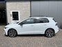 Volkswagen Golf 1.5 eHybrid GTE / FABRIEKSGARANTIE TM 9-2030/ 272 PK/ PANO/ BLACK STYLE/ ZWENKBARE TREKHAAK/ HEAD-UP DISPLAY/ CAMERA/ IQ. LIGHT/ DODE HOEK/ STOEL-STUURVERWARM./ ADAPT. CRUISE/ APP CONNECT/ 18" LMV
