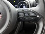 Toyota Yaris 1.5 Hybrid Executive | Dealeronderhouden | Head-up Display | dodehoek detectie | Parkeersensoren voor+achter | Stoelverwarming | Apple CarPlay/Android Auto |