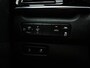 Kia Niro EV e-Niro DynamicLine 39 kWh Clima | Cruise | Navi | Pdc | Camera | Stoelverwarming | Lichtmetaal | SOH 100% | 3 fase lader |