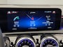 Mercedes-Benz A-klasse 180 Luxury Line Panorama Dak | Alcantara Bekleding | LED | Widescreen | Camera | Navigatie | Parkeersensoren Rondom | 17" Lichtmetaal | Achteruitrijcamera | Alcantara Bekleding | Comfortstoel(en)