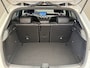 Mercedes-Benz A-klasse 180 Luxury Line Panorama Dak | Alcantara Bekleding | LED | Widescreen | Camera | Navigatie | Parkeersensoren Rondom | 17" Lichtmetaal | Achteruitrijcamera | Alcantara Bekleding | Comfortstoel(en)