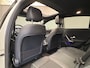 Mercedes-Benz A-klasse 180 Luxury Line Panorama Dak | Alcantara Bekleding | LED | Widescreen | Camera | Navigatie | Parkeersensoren Rondom | 17" Lichtmetaal | Achteruitrijcamera | Alcantara Bekleding | Comfortstoel(en)