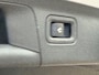 Mercedes-Benz A-klasse 180 Luxury Line Panorama Dak | Alcantara Bekleding | LED | Widescreen | Camera | Navigatie | Parkeersensoren Rondom | 17" Lichtmetaal | Achteruitrijcamera | Alcantara Bekleding | Comfortstoel(en)