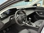 Peugeot 308 Active Pack Business AGR Comfort stoelen met stoel verwaming | Adeptieve cruise control | Parkeersensoren achter | Navigatie | Lenden steun | Apple carplay & Android auto