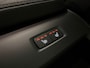 Volvo XC60 T6 AWD Recharge Ultra Black Edition | MY26 | Luchtvering | Trekhaak | 360 Camera | Head-Up Display | Harman Kardon | Adaptieve Cruise Control | Stoelverwarming voor+achter | Stuurwielverwarming | Schuifdak | Full LED Meesturende koplampen | Pilot Assist | BLIS Dode Hoek Detectie | Elektrische voorstoelen geheugen | Contour stoelen met wit stiksel en bies | Zitting verlenging voorstoelen | Lederen dashboard | 21 Inch | Google Infotainment | Keyless Drive | Elektrisch bedienbare achterklep | DAB Radio | Apple Carplay/Android Auto | Draadloos telefoon opladen | Volvo On Call met mobiele App functie | Onyx Black Metallic |