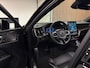 Volvo XC60 T6 AWD Recharge Ultra Black Edition | MY26 | Luchtvering | Trekhaak | 360 Camera | Head-Up Display | Harman Kardon | Adaptieve Cruise Control | Stoelverwarming voor+achter | Stuurwielverwarming | Schuifdak | Full LED Meesturende koplampen | Pilot Assist | BLIS Dode Hoek Detectie | Elektrische voorstoelen geheugen | Contour stoelen met wit stiksel en bies | Zitting verlenging voorstoelen | Lederen dashboard | 21 Inch | Google Infotainment | Keyless Drive | Elektrisch bedienbare achterklep | DAB Radio | Apple Carplay/Android Auto | Draadloos telefoon opladen | Volvo On Call met mobiele App functie | Onyx Black Metallic |