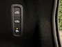 Volvo XC60 T6 AWD Recharge Ultra Black Edition | MY26 | Luchtvering | Trekhaak | 360 Camera | Head-Up Display | Harman Kardon | Adaptieve Cruise Control | Stoelverwarming voor+achter | Stuurwielverwarming | Schuifdak | Full LED Meesturende koplampen | Pilot Assist | BLIS Dode Hoek Detectie | Elektrische voorstoelen geheugen | Contour stoelen met wit stiksel en bies | Zitting verlenging voorstoelen | Lederen dashboard | 21 Inch | Google Infotainment | Keyless Drive | Elektrisch bedienbare achterklep | DAB Radio | Apple Carplay/Android Auto | Draadloos telefoon opladen | Volvo On Call met mobiele App functie | Onyx Black Metallic |