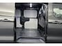 Ford Custom E-Custom 340 L2 Limited | 2x schuifdeur | 3-zitplaatsen | Stoelverwarming