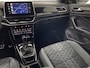 Volkswagen T-Roc 1.5 TSI R-Line Edition 2x R line Camera IQ-light/Matrix ACC (Navigatie via Apple carplay) 17inch Virtual Cockpit