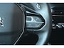 Peugeot e-2008 EV Active Pack 50 kWh 3 Fase 96,6%SOH! | Stoelverwarming | Achteruitrijcamera | Dealeronderhouden | Cruise Control | Apple Carplay | Android Auto | Airco !!