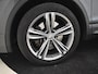 Volkswagen Tiguan 2.0 TSI 4Motion Highline 180 PK DSG/AUTO | 4 Motion | Panoramadak elect | Trekhaak | App connect | Cruise control Adapt | Stoel/stuurverwarming | Achteruitrijcamera | Parkeersensoren | LED | 19"LMV