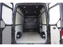 Volkswagen Crafter 35 2.0 TDI L3H3(L2H2) 3-ZITS, 177PK AUT. LED, ADAPT. CRUISE, STOELVERWARMING, STUURVERWARMING, VOORRUIT VERWARMING, STANDKACHEL, GEVEERDE ERGO ACTIVE STOEL