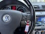 Volkswagen Passat Variant 1.8 TFSI Comfortline | Carplay | Climate | Cruise | Trekhaak | Sensoren