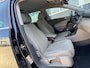 Volkswagen Passat Variant 1.8 TFSI Comfortline | Carplay | Climate | Cruise | Trekhaak | Sensoren