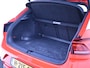 Volkswagen T-Roc 1.5 TSI Sport Business R 150pk DSG/AUTO | Dodehoekdetectie | Panorama dak | Camera achter | Elektri klep | Parkeersensoren v+a | R-Line exterieur  | Adaptief cruise control | 18"LMV
