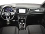 Volkswagen T-Roc 1.5 TSI Sport Business R 150pk DSG/AUTO | Dodehoekdetectie | Panorama dak | Camera achter | Elektri klep | Parkeersensoren v+a | R-Line exterieur  | Adaptief cruise control | 18"LMV