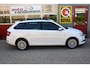 Skoda Fabia Combi 1.0 TSI Ambition O.a: PDC, Airco, Cruise, Navi, Carplay, DAB, Etc. All-in prijs!