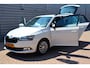 Skoda Fabia Combi 1.0 TSI Ambition O.a: PDC, Airco, Cruise, Navi, Carplay, DAB, Etc. All-in prijs!
