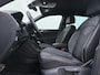 Volkswagen Tiguan 1.4 TSI eHybrid R-Line | Trekhaak | Parkeerhulp | ACC | Stuur-/Stoelverwarming | Getint Glas | Carplay | 20'' |