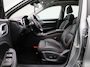 MG MG ZS EV Long Range Luxury 70 kWh 360 Camera | Pano | Carplay | Warmtepomp | Cruise control | Elektrisch verwarmde en verstelbare stoelen |