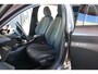 Peugeot 208 1.2 PureTech Allure O.a: PDC, Clima, Navi, Cruise, Carplay, DAB, Etc. All-in prijs!