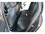 Peugeot 208 1.2 PureTech Allure O.a: PDC, Clima, Navi, Cruise, Carplay, DAB, Etc. All-in prijs!