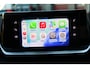Peugeot 208 1.2 PureTech Allure O.a: PDC, Clima, Navi, Cruise, Carplay, DAB, Etc. All-in prijs!