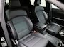 MG MG4 Long Range Luxury 64 kWh | Leder | Camera | CarPlay | Adaptive Cruise Control | Led Koplampen | Warmtepomp