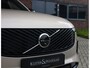 Volvo XC90 T8 AWD Ultra Dark | Pano - Trekhaak - Luchtvering