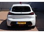 Peugeot 208 1.2 PureTech Allure Pack O.a: Dig. Display, DAB, Clima, Carplay, Cruise, Etc. All-in prijs!