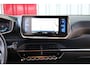 Peugeot 208 1.2 PureTech Allure Pack O.a: Dig. Display, DAB, Clima, Carplay, Cruise, Etc. All-in prijs!