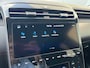 Hyundai Tucson 1.6 T-GDI 265pk PHEV Comfort Smart 4WD | Climate | Camera | Carplay | Keyless | Navigatie | Full - Led | Elek. Klep | Winterpakket | 19" Lichtmetaal | Krell Audio | Digitale Cockpit | Parkeer Assistent | Adapt. Cruisecontrol | 1e Eigenaar