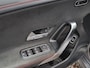 Mercedes-Benz CLA Shooting Brake 200 AMG | Pano | Sfeerverlichting | 19 inch | Widescreen | Navigatie