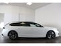 Peugeot 508 SW GT Hybrid 225 e-EAT8 | Camera | Navi | Stoelverwarming | Leder/Stof! | 18'' Lichtemetaal | Ad. Cruise control | Keyless | PDC V+A |
