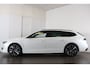 Peugeot 508 SW GT Hybrid 225 e-EAT8 | Camera | Navi | Stoelverwarming | Leder/Stof! | 18'' Lichtemetaal | Ad. Cruise control | Keyless | PDC V+A |