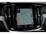 Volvo V60 2.0 B4 197Pk Aut. | R-Design | Achteruitrijcamera | Harman-Kardon | Trekhaak | 20''